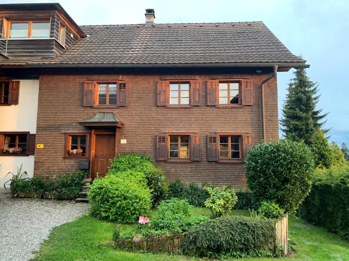 Bauernhaus Am Pfaenderhang Mit Seeblick Лохау Екстериор снимка