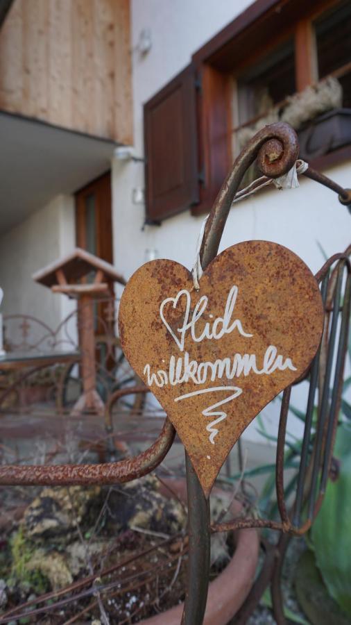 Bauernhaus Am Pfaenderhang Mit Seeblick Лохау Екстериор снимка